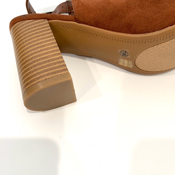 Chinese Laundry Bestie Open Toe Brown Suede Booties - Picture 10 of 10